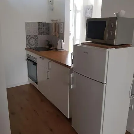 Modern Kis Lakas Veszpremben Daire
