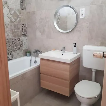 Daire Modern Kis Lakas Veszpremben Veszprém